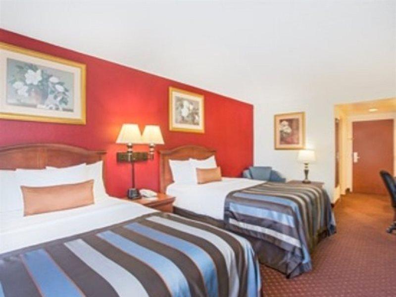 Holiday Inn Express & Suites - Mobile - I-65 By Ihg Exterior photo