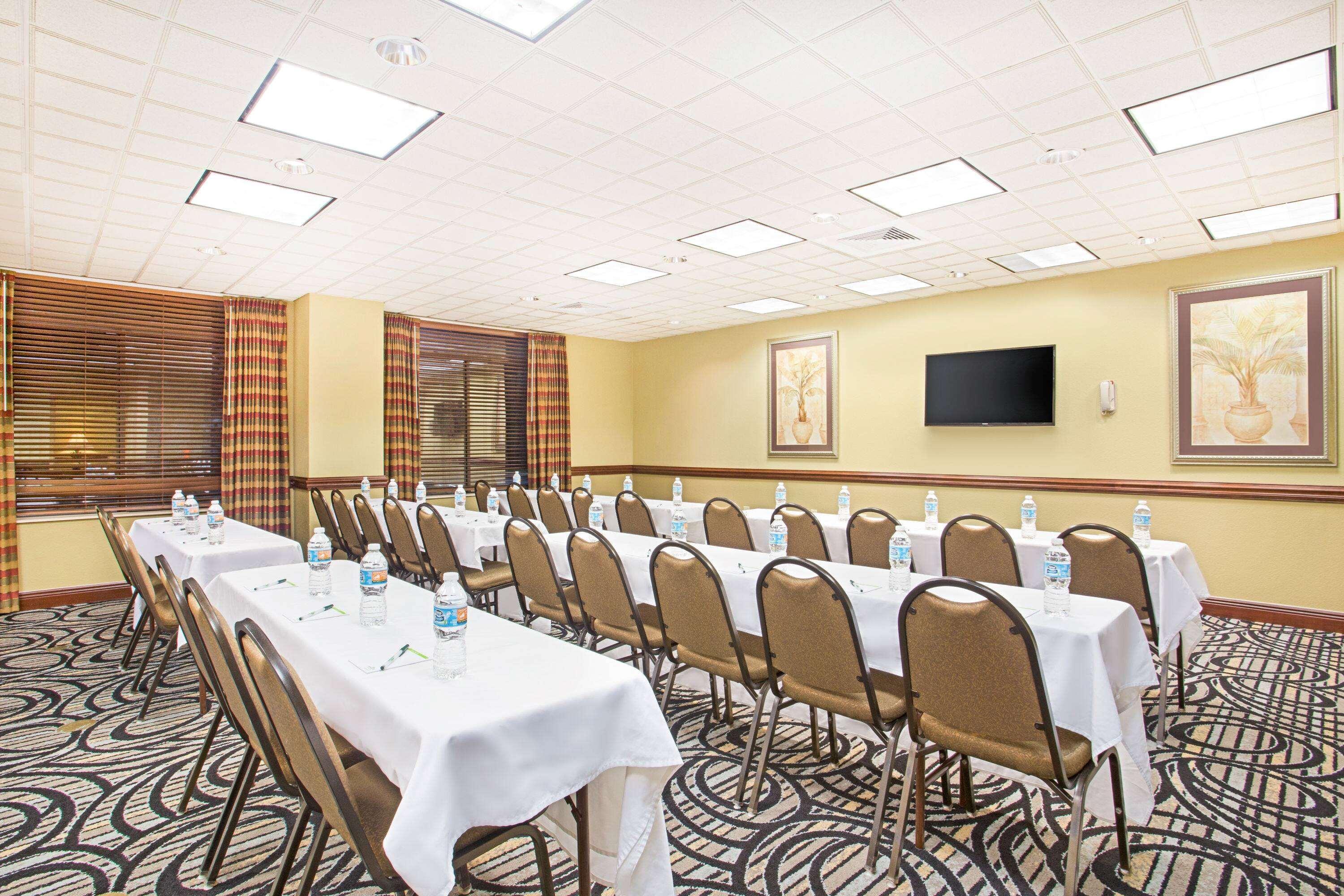 Holiday Inn Express & Suites - Mobile - I-65 By Ihg Exterior photo