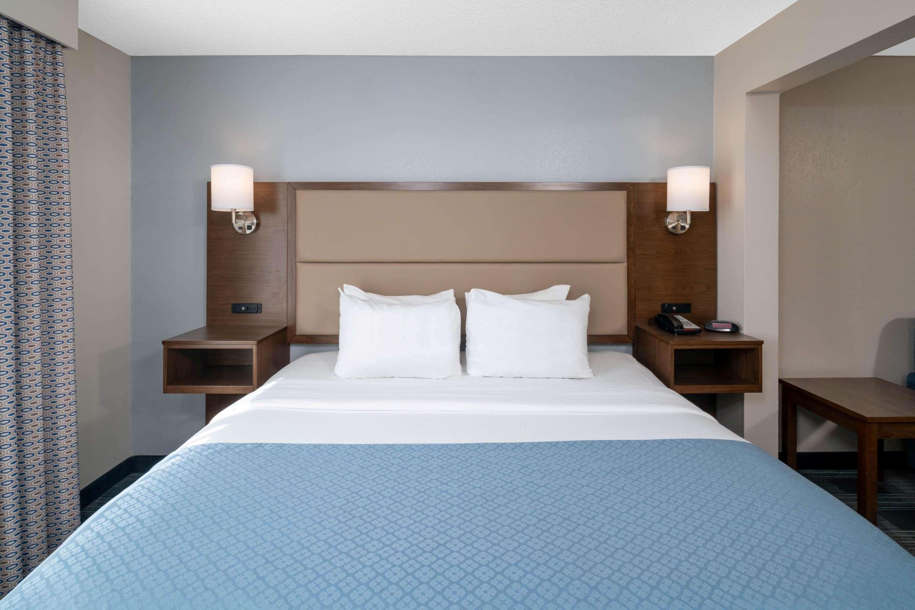 Holiday Inn Express & Suites - Mobile - I-65 By Ihg Exterior photo