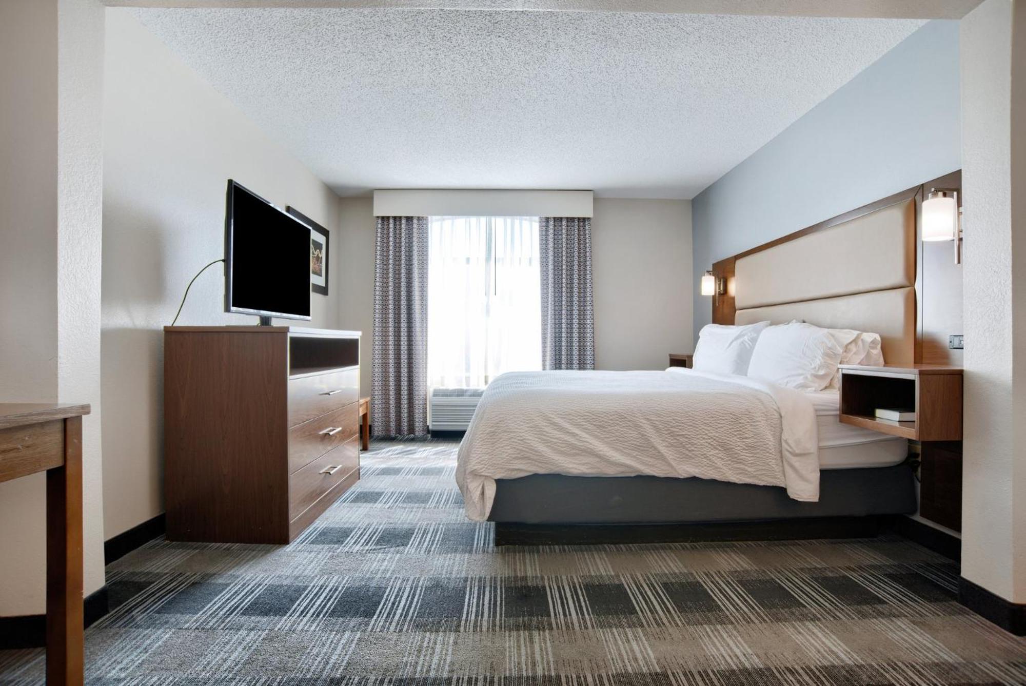 Holiday Inn Express & Suites - Mobile - I-65 By Ihg Exterior photo