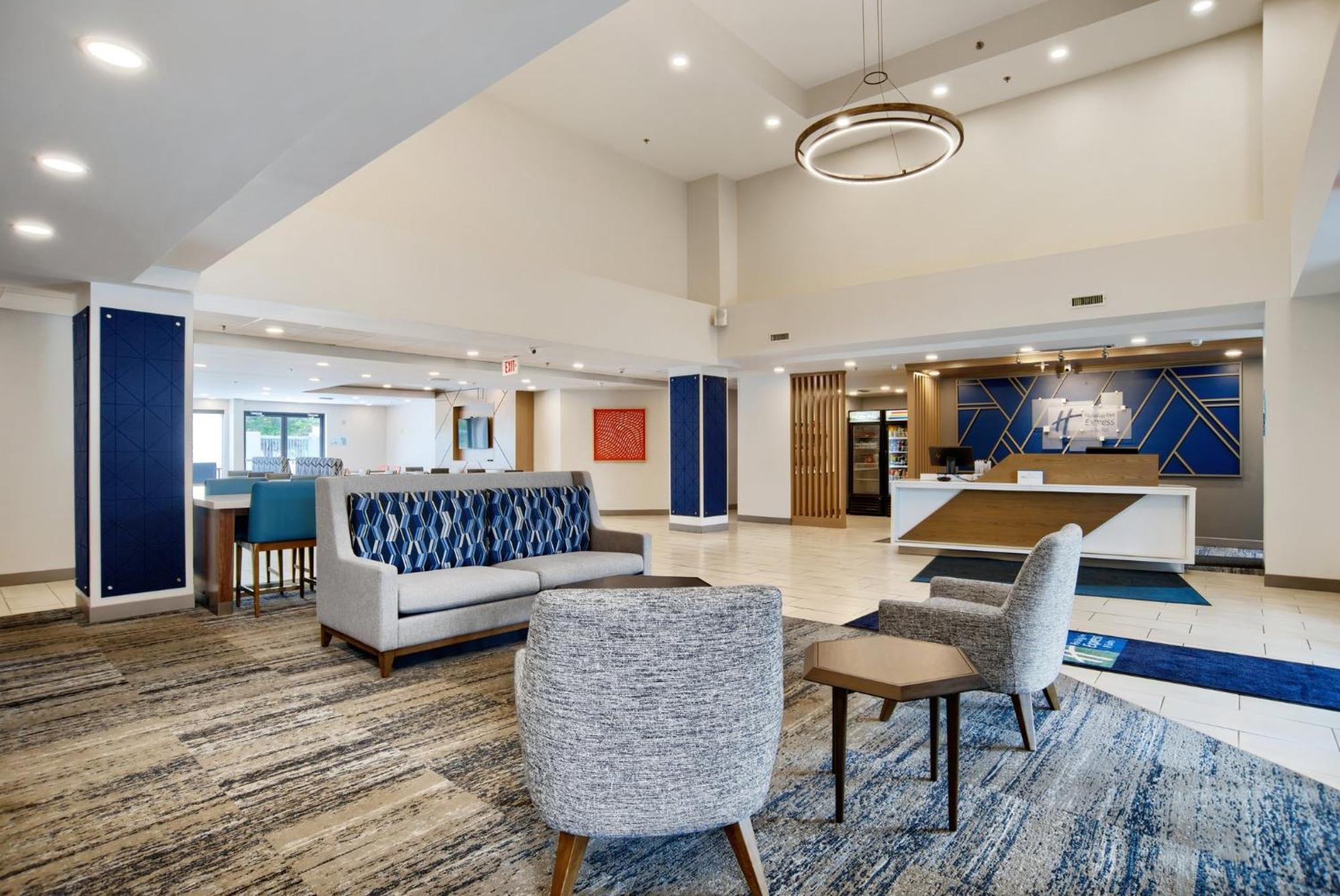 Holiday Inn Express & Suites - Mobile - I-65 By Ihg Exterior photo