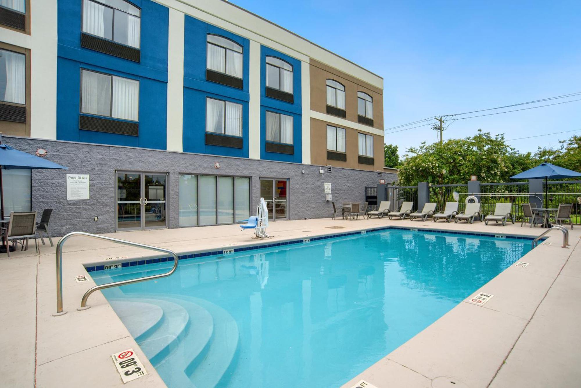 Holiday Inn Express & Suites - Mobile - I-65 By Ihg Exterior photo